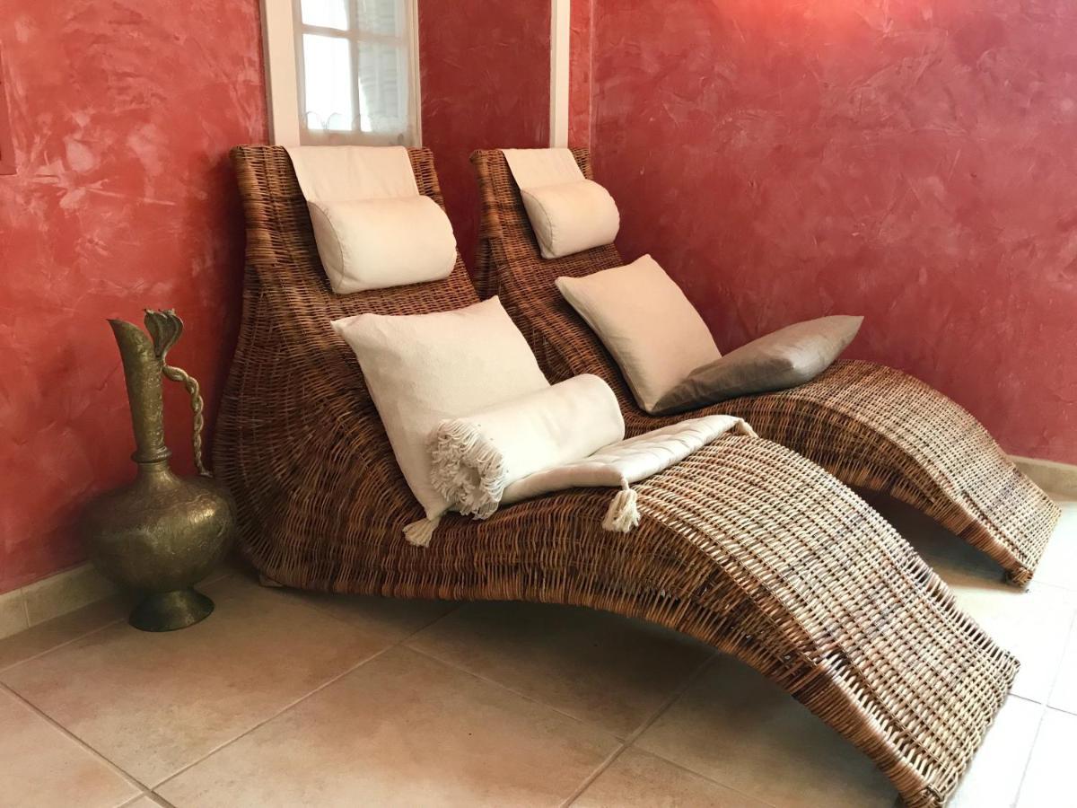 Chateau De Mathod Chambres D'Hotes 外观 照片